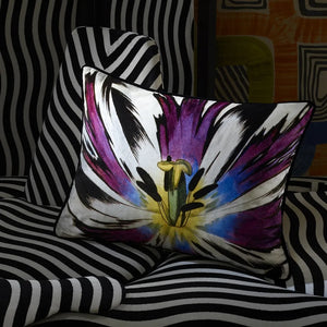 Lily Power Flow Cushion