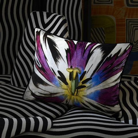 Lily Power Flow Cushion