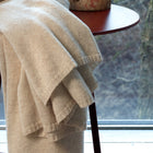 LÚCIA Cashmere Blanket